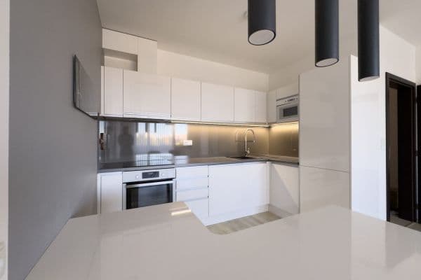 Prodej bytu 2+kk 65 m², Rudolfa Holeky, Praha Prodej bytu 2+kk 65 m², Rudolfa Holeky, Praha