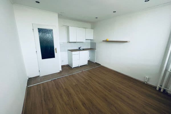 Pronájem bytu 1+kk 21 m², Jiráskova, Chomutov Pronájem bytu 1+kk 21 m², Jiráskova, Chomutov
