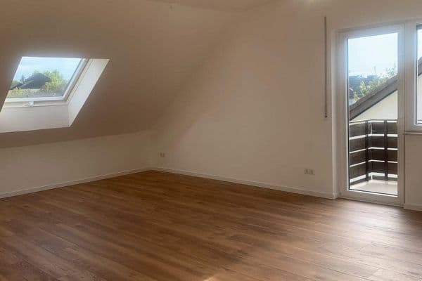 Pronájem bytu 4+1 79 m², Bruchköbel Pronájem bytu 4+1 79 m², Bruchköbel
