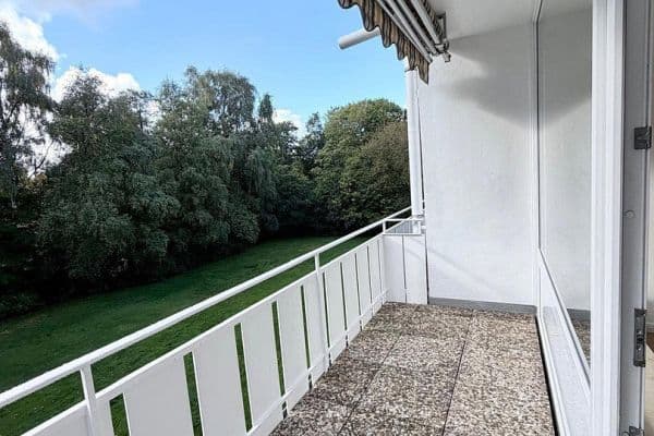 Prodej bytu 1+1 40 m², Rellingen Prodej bytu 1+1 40 m², Rellingen