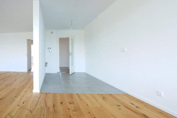 Pronájem bytu 4+1 90 m², Friedenheimer Straße 70, München, Bavorsko Pronájem bytu 4+1 90 m², Friedenheimer Straße 70, München, Bavorsko