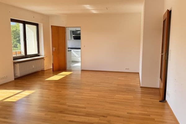 Pronájem bytu 3+1 100 m², Gröbenzell, Bavorsko Pronájem bytu 3+1 100 m², Gröbenzell, Bavorsko