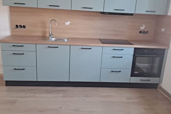 Pronájem bytu 2+1 60 m², Husova, Třeboň Pronájem bytu 2+1 60 m², Husova, Třeboň