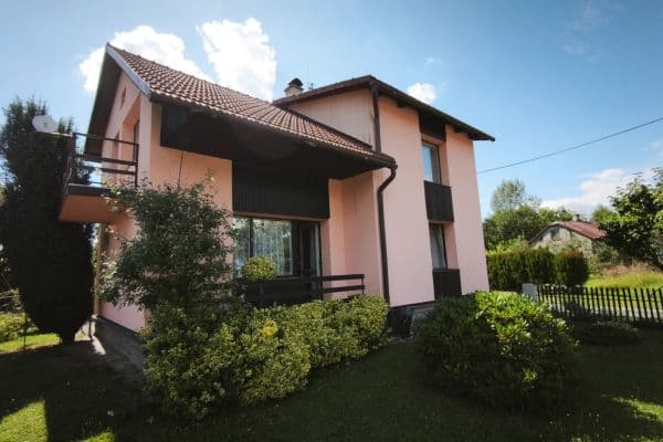 Prodej domu 200 m², pozemek 1.797 m², 17. listopadu, Orlová Prodej domu 200 m², pozemek 1.797 m², 17. listopadu, Orlová