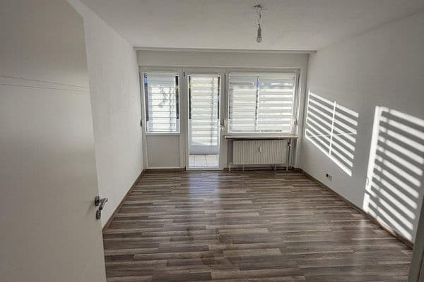 Pronájem bytu 2+1 68 m², Höfener Straße 28, Fürth Pronájem bytu 2+1 68 m², Höfener Straße 28, Fürth