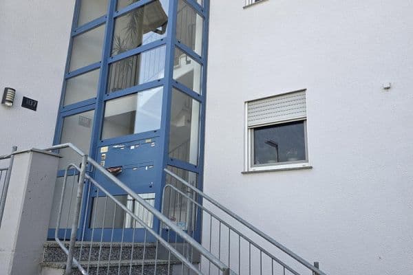 Prodej bytu 3+1 72 m², Sachsenheim Prodej bytu 3+1 72 m², Sachsenheim