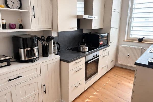 Pronájem bytu 3+1 84 m², Markgrafenstr, Nürnberg Pronájem bytu 3+1 84 m², Markgrafenstr, Nürnberg