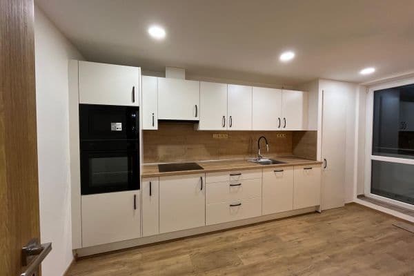 Pronájem bytu 3+1 80 m², Dykova, Mělník Pronájem bytu 3+1 80 m², Dykova, Mělník