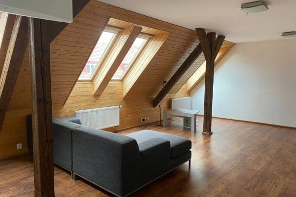 Pronájem bytu 2+1 87 m², Za Poštou, Praha Pronájem bytu 2+1 87 m², Za Poštou, Praha