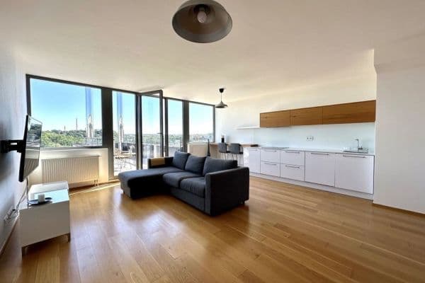Pronájem bytu 4+kk 88 m², Mezitraťová, Praha Pronájem bytu 4+kk 88 m², Mezitraťová, Praha