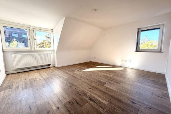 Prodej bytu 4+1 85 m², Herzog-Berhnhard-Straße 134, Nürnberg Prodej bytu 4+1 85 m², Herzog-Berhnhard-Straße 134, Nürnberg