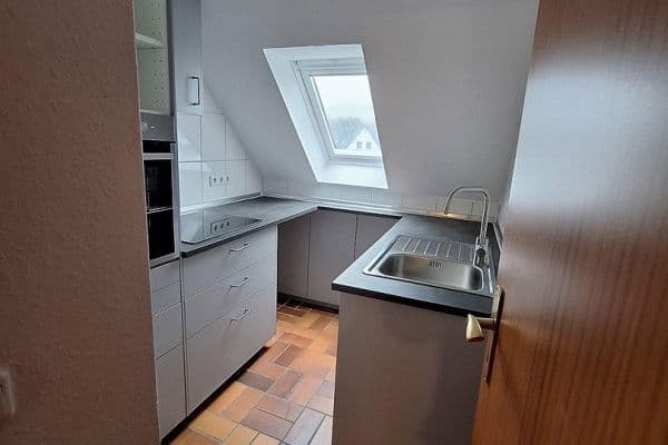 Pronájem bytu 2+1 55 m², Stieglitzweg 5, Lübeck, Šlesvicko-Holštýnsko Pronájem bytu 2+1 55 m², Stieglitzweg 5, Lübeck, Šlesvicko-Holštýnsko