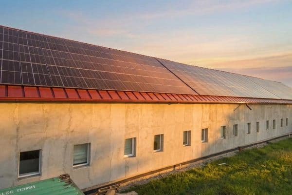 Prodej nebytového prostoru 850 m², Jesenice (okres Praha-Západ) Prodej nebytového prostoru 850 m², Jesenice (okres Praha-Západ)