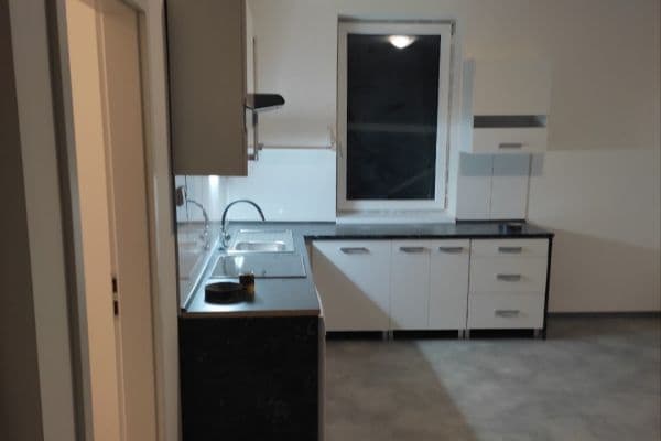 Pronájem bytu 2+kk 63 m², Frýdlantská, Chrastava Pronájem bytu 2+kk 63 m², Frýdlantská, Chrastava