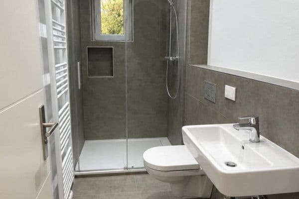 Prodej bytu 2+kk 62 m², Laehr`scher Jagdweg 15, Berlin, Berlín Prodej bytu 2+kk 62 m², Laehr`scher Jagdweg 15, Berlin, Berlín
