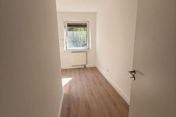 Pronájem bytu 2+1 49 m², Allersberger Straße 143, Nürnberg, Bavorsko Pronájem bytu 2+1 49 m², Allersberger Straße 143, Nürnberg, Bavorsko