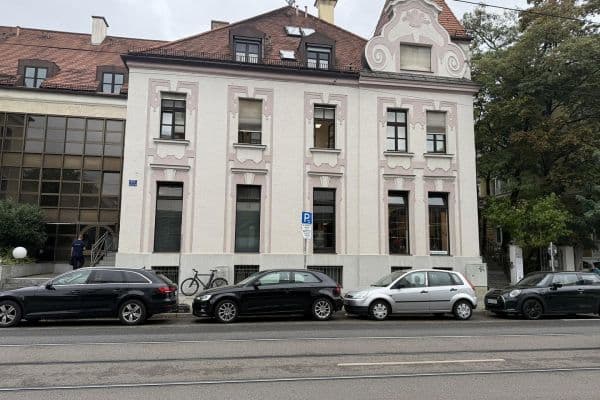 Pronájem kanceláře 45 m², München, Bavorsko Pronájem kanceláře 45 m², München, Bavorsko