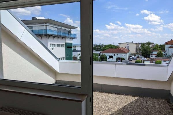 Pronájem bytu 3+1 68 m², Brühl Pronájem bytu 3+1 68 m², Brühl