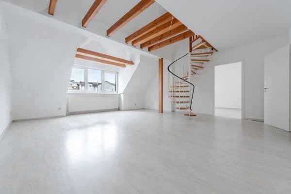 Pronájem bytu 4+kk 118 m², Dalbergergasse 5, Bensheim Pronájem bytu 4+kk 118 m², Dalbergergasse 5, Bensheim