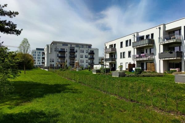 Pronájem bytu 3+1 95 m², Aristide-Briand-Str. 12, Herzogenaurach Pronájem bytu 3+1 95 m², Aristide-Briand-Str. 12, Herzogenaurach