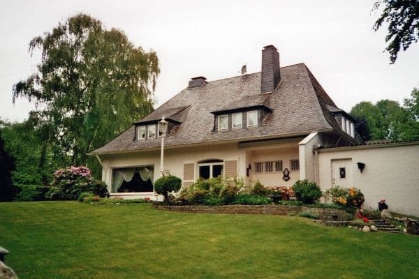 Prodej domu 260 m², pozemek 1.200 m², Urdenbach, Severní Porýní-Vestfálsko Prodej domu 260 m², pozemek 1.200 m², Urdenbach, Severní Porýní-Vestfálsko