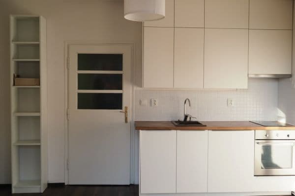 Pronájem bytu 2+kk 40 m², Královická, Praha Pronájem bytu 2+kk 40 m², Královická, Praha