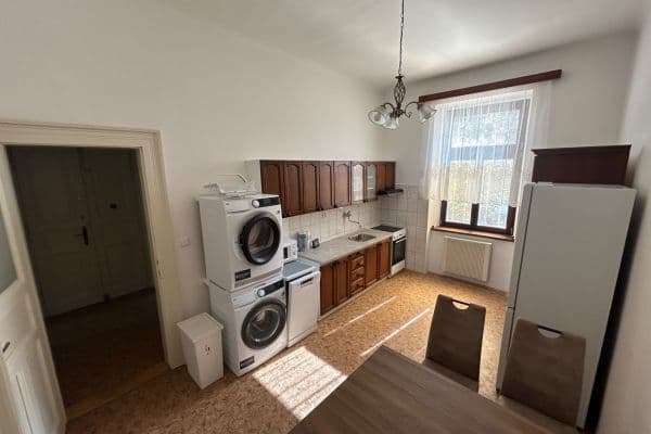Pronájem bytu 2+1 60 m², Jindřicha Plachty, Praha Pronájem bytu 2+1 60 m², Jindřicha Plachty, Praha