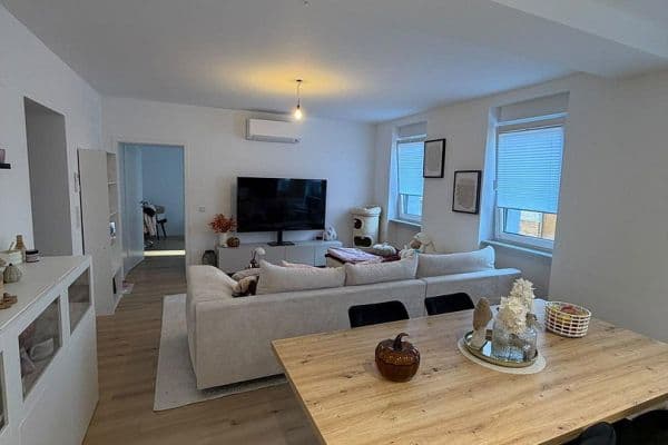 Pronájem bytu 4+1 113 m², Bühler Straße 138, Saarbrücken, Země Sársko Pronájem bytu 4+1 113 m², Bühler Straße 138, Saarbrücken, Země Sársko