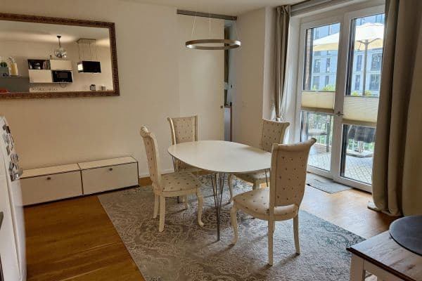 Prodej bytu 4+1 104 m², Hamburg, Hamburg Prodej bytu 4+1 104 m², Hamburg, Hamburg