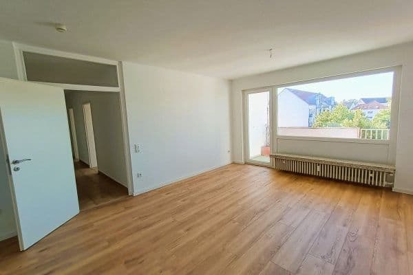 Pronájem bytu 3+1 95 m², Bahnhofstraße 19-21, Castrop-Rauxel Pronájem bytu 3+1 95 m², Bahnhofstraße 19-21, Castrop-Rauxel