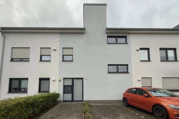 Pronájem bytu 3+1 84 m², Elisabethstr. 5a, Marl Pronájem bytu 3+1 84 m², Elisabethstr. 5a, Marl