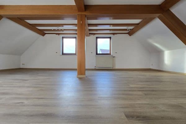 Pronájem bytu 3+1 77 m², Weil der stadt Pronájem bytu 3+1 77 m², Weil der stadt