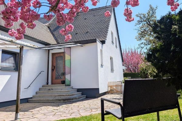 Prodej domu 85 m², pozemek 424 m², Am Bühl 38, Augsburg Prodej domu 85 m², pozemek 424 m², Am Bühl 38, Augsburg