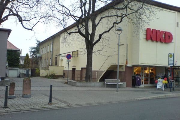 Prodej domu 200 m², pozemek 1.325 m², Edigheimer Straße 28, Ludwigshafen am Rhein, Porýní-Falc Prodej domu 200 m², pozemek 1.325 m², Edigheimer Straße 28, Ludwigshafen am Rhein, Porýní-Falc