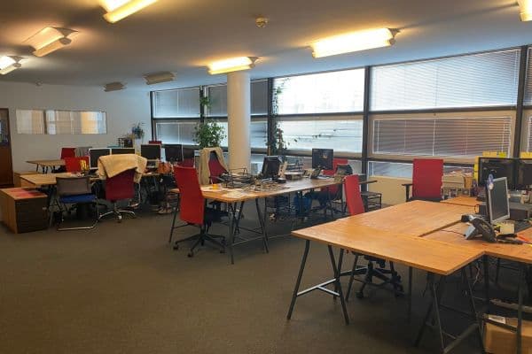 Pronájem kanceláře 180 m², Štefánikova, Praha Pronájem kanceláře 180 m², Štefánikova, Praha