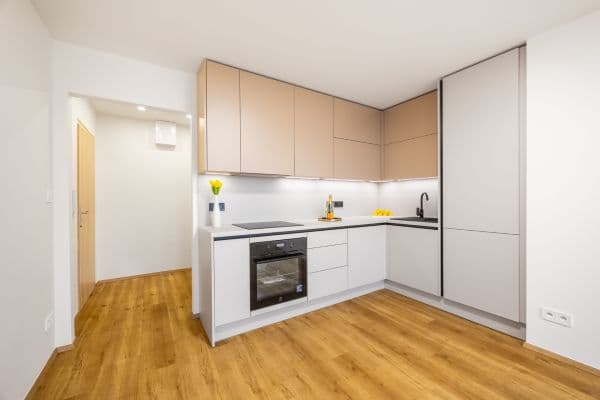Prodej bytu 2+kk 55 m², Petýrkova, Praha Prodej bytu 2+kk 55 m², Petýrkova, Praha
