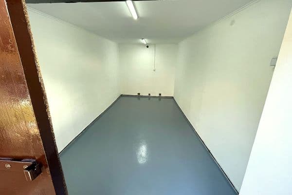 Prodej garáže 18 m², Přadlácká, Brno Prodej garáže 18 m², Přadlácká, Brno