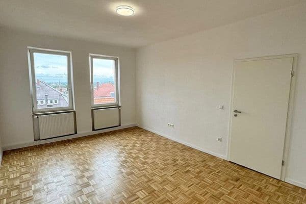 Prodej bytu 3+1 78 m², Stuttgart Prodej bytu 3+1 78 m², Stuttgart