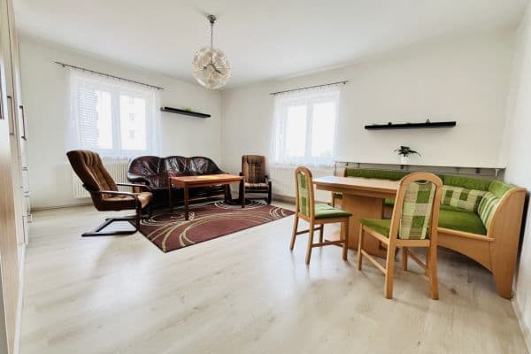 Pronájem bytu 2+1 56 m², Dukelských hrdinů, Rakovník, Středočeský kraj Pronájem bytu 2+1 56 m², Dukelských hrdinů, Rakovník, Středočeský kraj