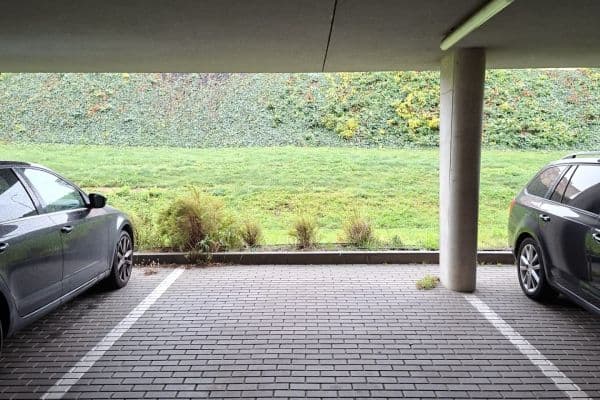Pronájem garáže 15 m², Praha Pronájem garáže 15 m², Praha