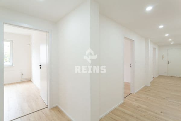 Prodej bytu 3+kk 70 m², Štěchovická, Praha Prodej bytu 3+kk 70 m², Štěchovická, Praha