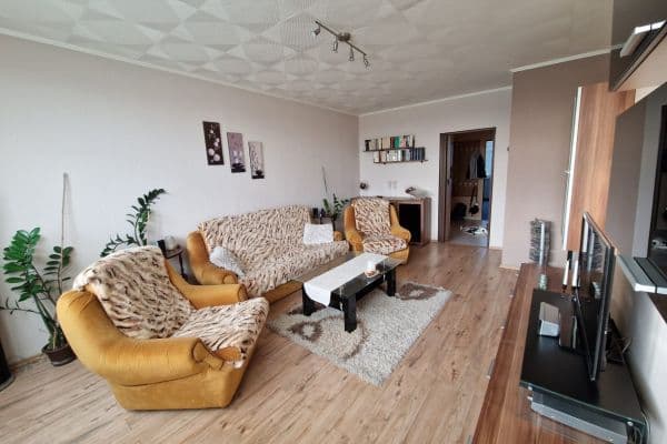 Prodej bytu 3+1 90 m², Sportovní, Mělník Prodej bytu 3+1 90 m², Sportovní, Mělník