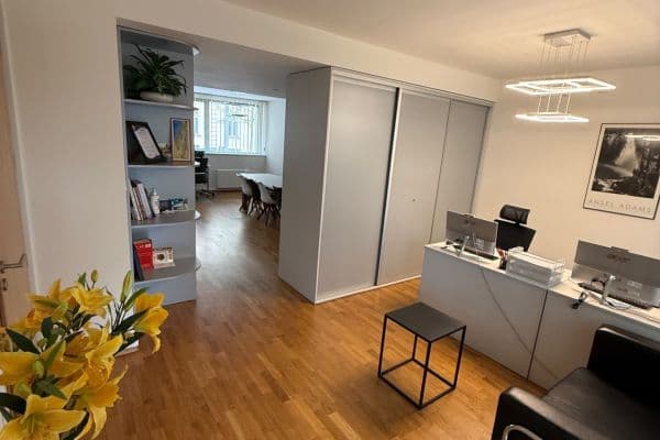 Pronájem kanceláře 140 m², Astlova, Praha Pronájem kanceláře 140 m², Astlova, Praha