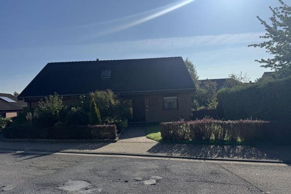 Prodej domu 145 m², pozemek 744 m², Marl Prodej domu 145 m², pozemek 744 m², Marl