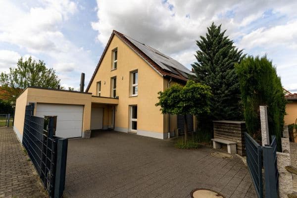 Prodej domu 183 m², pozemek 541 m², Weisenheim am Sand Prodej domu 183 m², pozemek 541 m², Weisenheim am Sand