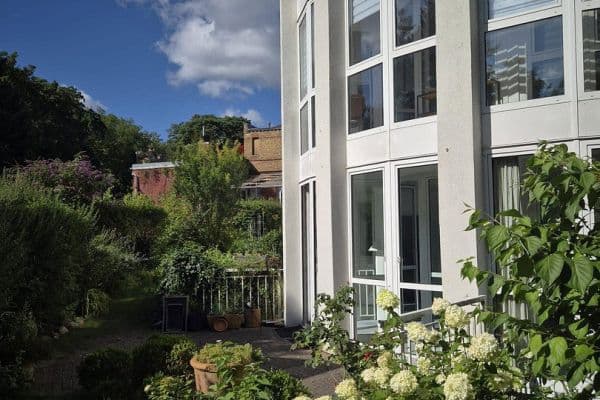Prodej bytu 2+1 92 m², Hermannstraße, Berlin Prodej bytu 2+1 92 m², Hermannstraße, Berlin