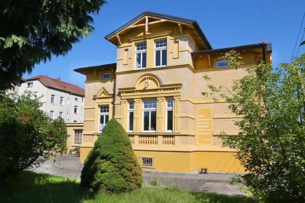 Prodej domu 275 m², pozemek 664 m², Teutschenthal (Bahnhof) Prodej domu 275 m², pozemek 664 m², Teutschenthal (Bahnhof)