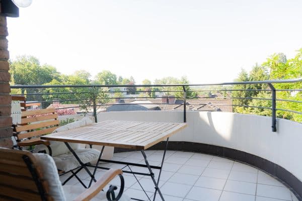 Prodej bytu 4+kk 127 m², Düsseldorf Prodej bytu 4+kk 127 m², Düsseldorf