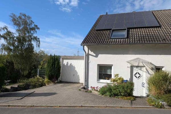 Prodej domu 155 m², pozemek 278 m², Witten Prodej domu 155 m², pozemek 278 m², Witten