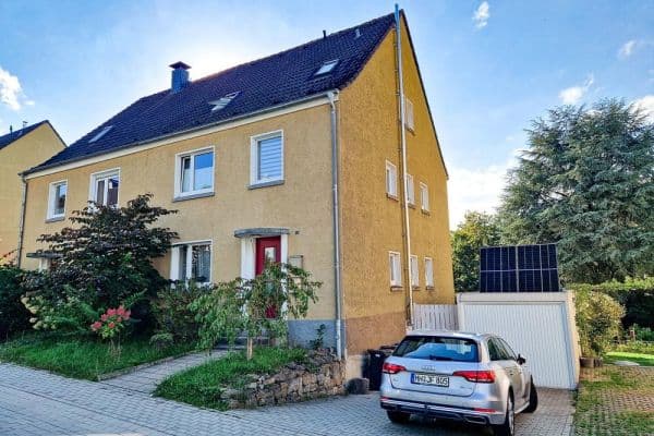 Prodej domu 195 m², pozemek 786 m², Nollendorfstr. 23, Mülheim Prodej domu 195 m², pozemek 786 m², Nollendorfstr. 23, Mülheim
